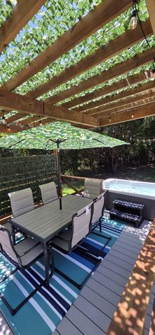 1339 S Lakeland Drive, North Charleston, SC 29406