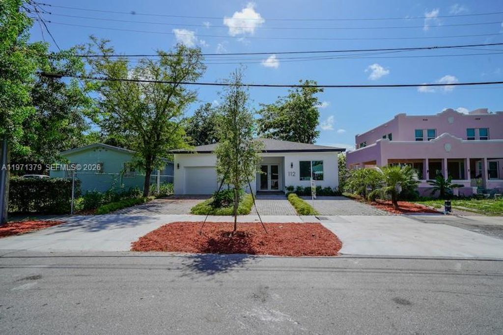 112 NW 24th Ct, Miami, FL 33125