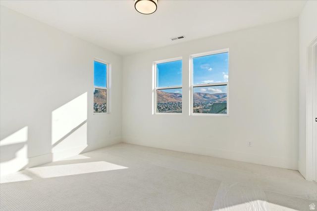 7136 W BLUE BISON LN, Herriman, UT 84096