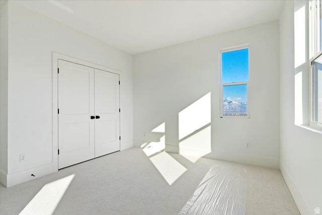 7136 W BLUE BISON LN, Herriman, UT 84096