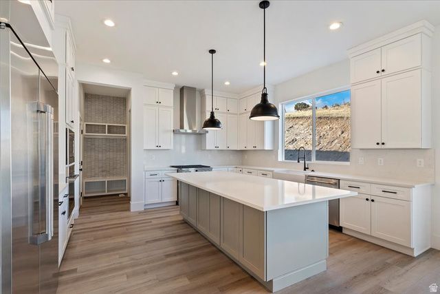 7136 W BLUE BISON LN, Herriman, UT 84096