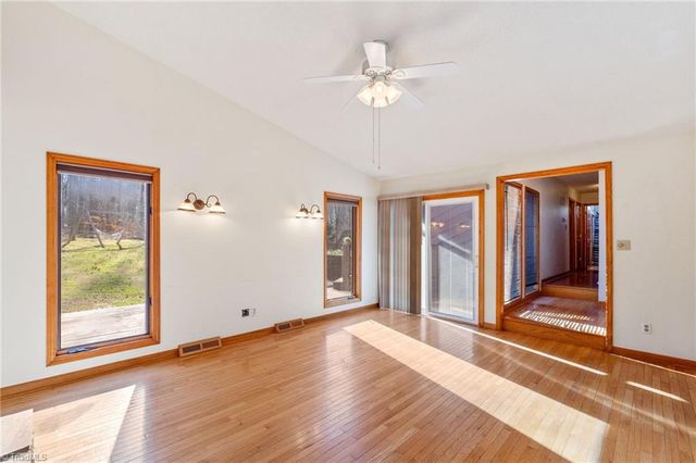 6590 Riverwood Road, Walkertown, NC 27051