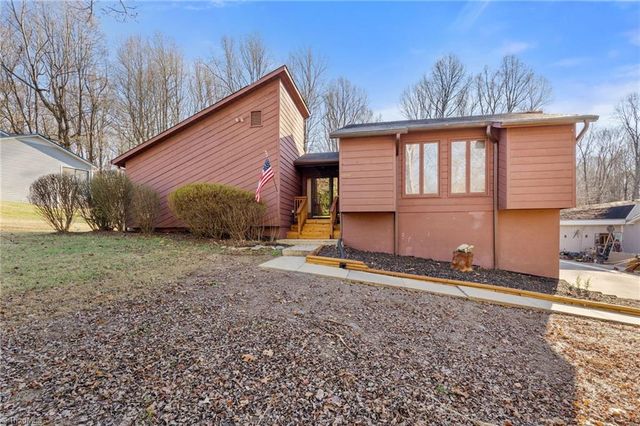 6590 Riverwood Road, Walkertown, NC 27051