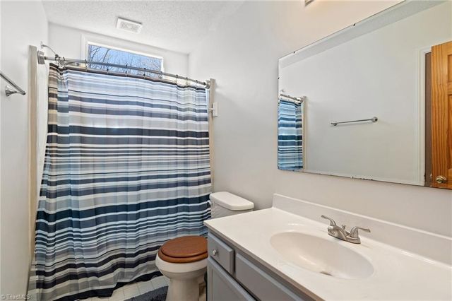 6590 Riverwood Road, Walkertown, NC 27051