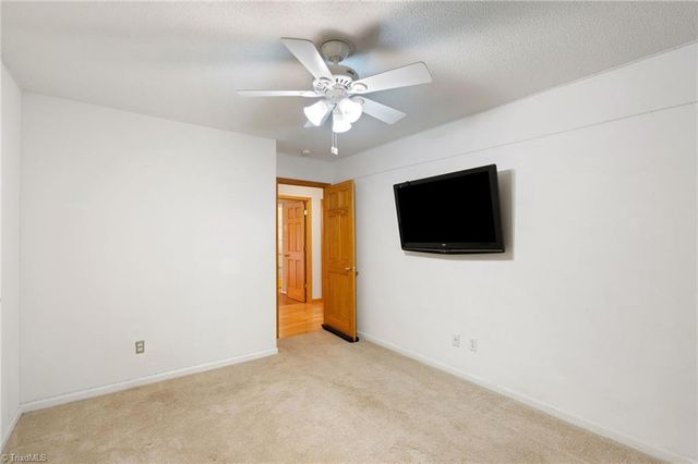 6590 Riverwood Road, Walkertown, NC 27051