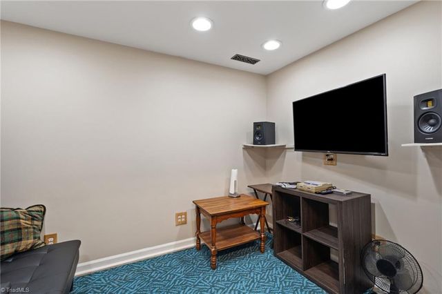 6590 Riverwood Road, Walkertown, NC 27051