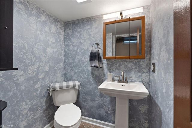 6590 Riverwood Road, Walkertown, NC 27051