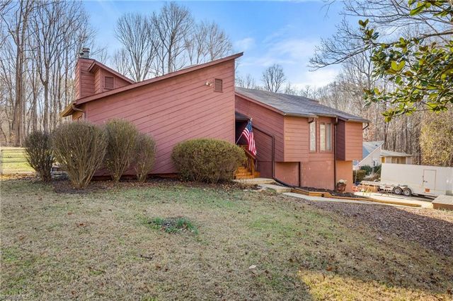 6590 Riverwood Road, Walkertown, NC 27051