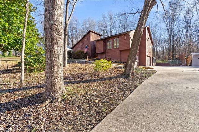 6590 Riverwood Road, Walkertown, NC 27051