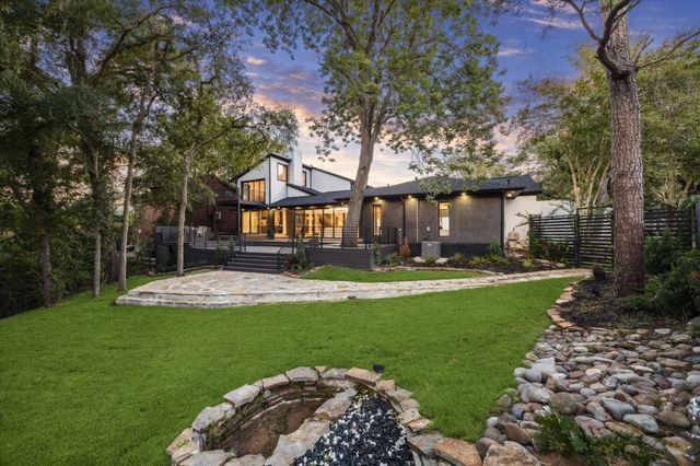 203 Cove Creek Lane, Houston, TX 77042