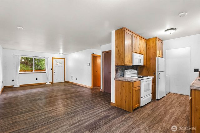 21726 48th Avenue Ct E, Spanaway, WA 98387