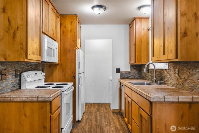 21726 48th Avenue Ct E, Spanaway, WA 98387