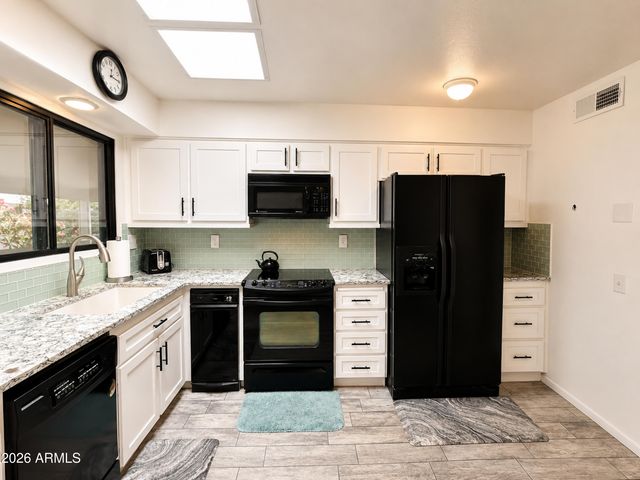 12430 W MARBLE Drive, Sun City West, AZ 85375