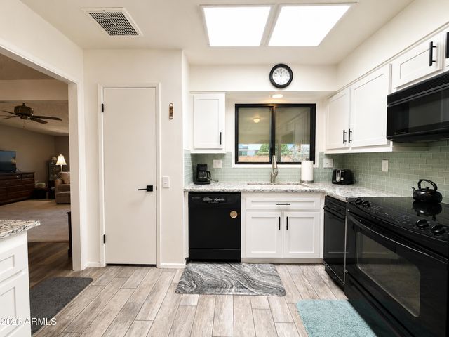 12430 W MARBLE Drive, Sun City West, AZ 85375
