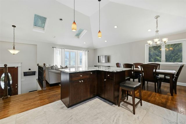 4 Stell Lane, East Northport, NY 11731