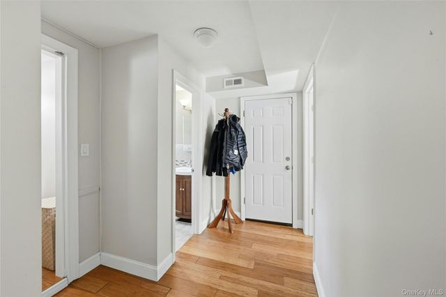 4 Stell Lane, East Northport, NY 11731