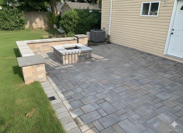 4 Stell Lane, East Northport, NY 11731