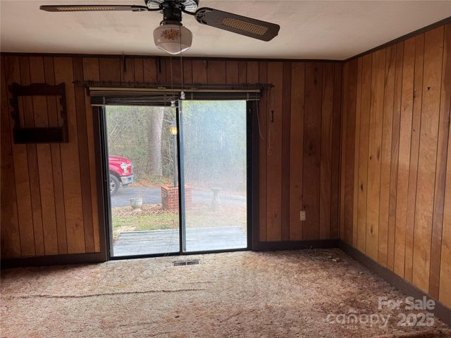 201 Tinsley Road, Brevard, NC 28712