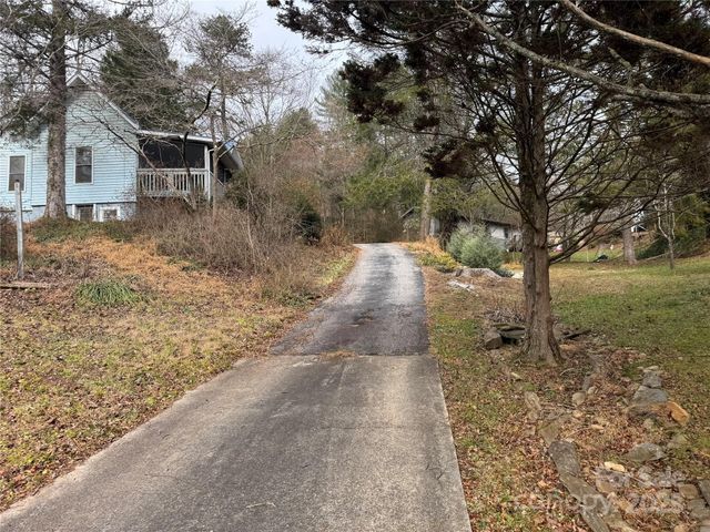 201 Tinsley Road, Brevard, NC 28712