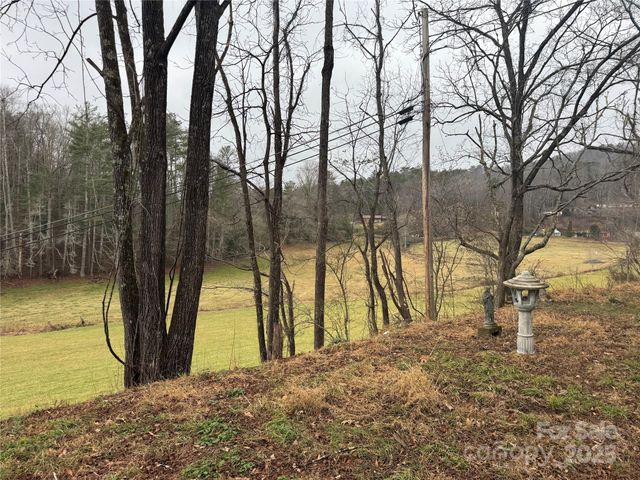 201 Tinsley Road, Brevard, NC 28712