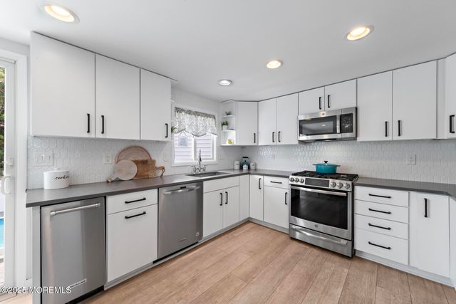 44 Harbor Lane, Long Beach Twp, NJ 08008