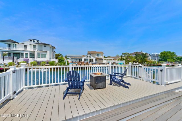 44 Harbor Lane, Long Beach Twp, NJ 08008