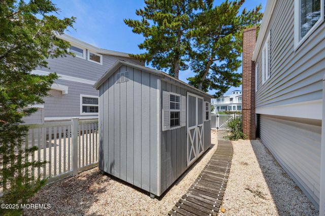 44 Harbor Lane, Long Beach Twp, NJ 08008