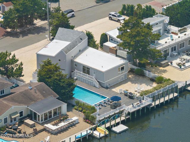 44 Harbor Lane, Long Beach Twp, NJ 08008