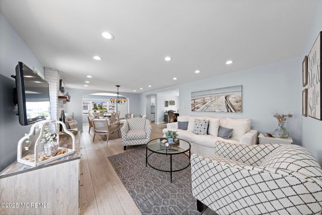 44 Harbor Lane, Long Beach Twp, NJ 08008