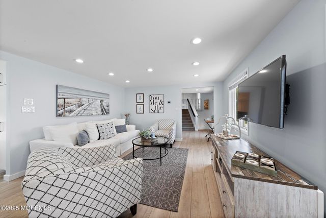 44 Harbor Lane, Long Beach Twp, NJ 08008