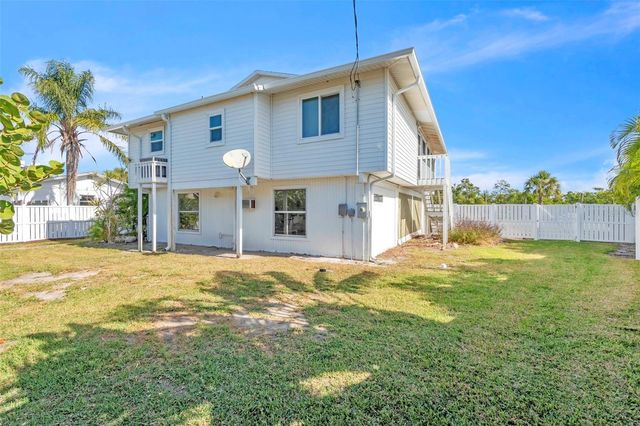 8302 MARINA DRIVE, Holmes Beach, FL 34217