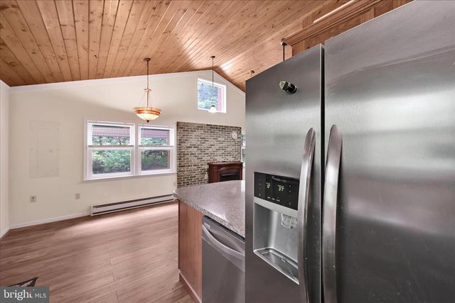 2310 EAGLE CV, Auburn, PA 17922