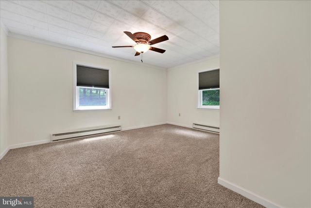 2310 EAGLE CV, Auburn, PA 17922