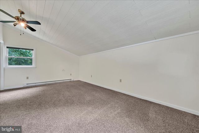 2310 EAGLE CV, Auburn, PA 17922