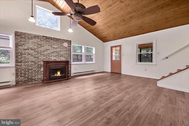 2310 EAGLE CV, Auburn, PA 17922