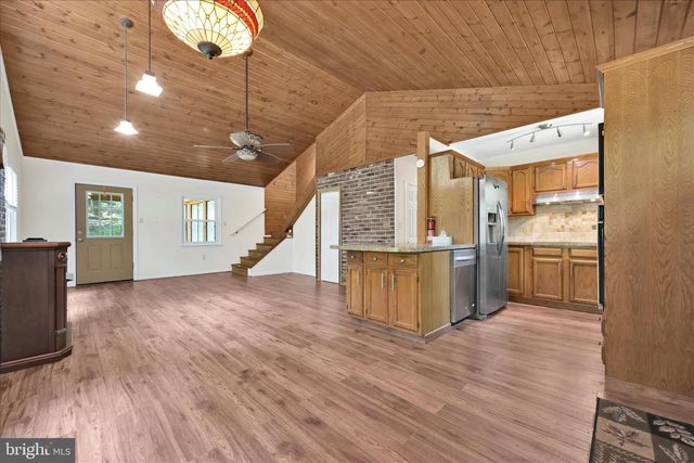 2310 EAGLE CV, Auburn, PA 17922