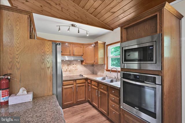 2310 EAGLE CV, Auburn, PA 17922