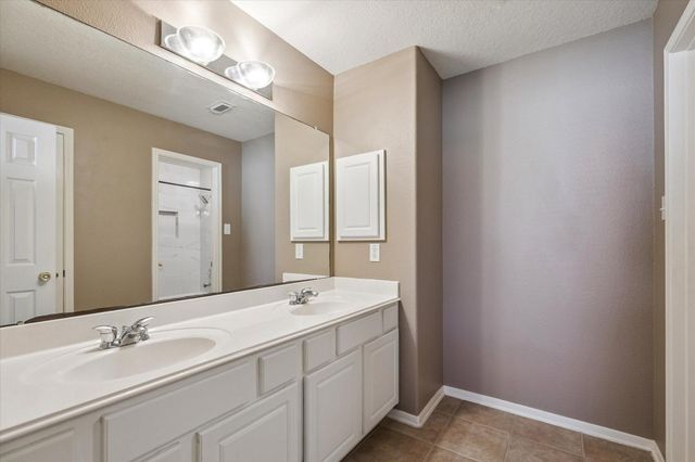 19010 Country Square Drive, Houston, TX 77084