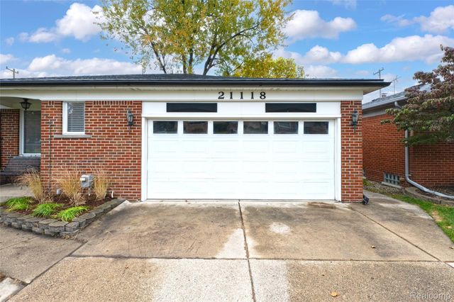 21118 Michael Court, St. Clair Shores, MI 48081
