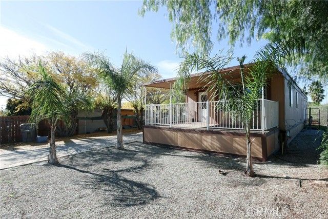 22735 Lukens, Perris, CA 92570