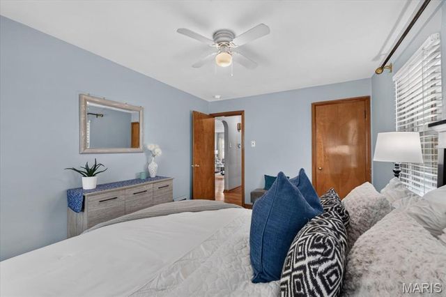 5716 Eichelberger Street, St Louis, MO 63109