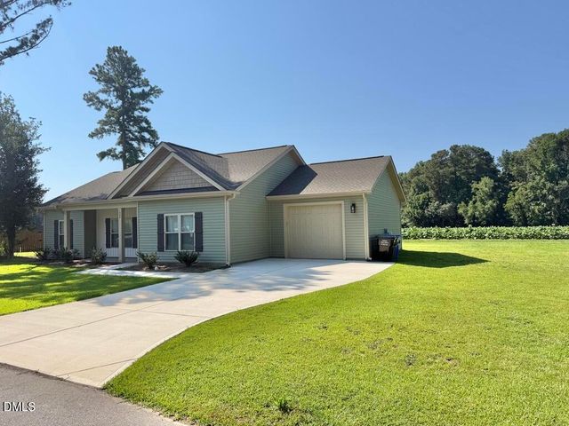 404 S Eastwood Drive, Benson, NC 27504