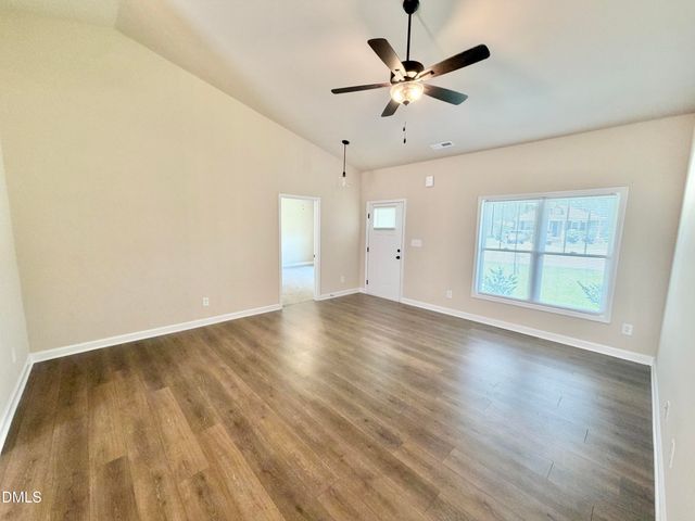 404 S Eastwood Drive, Benson, NC 27504