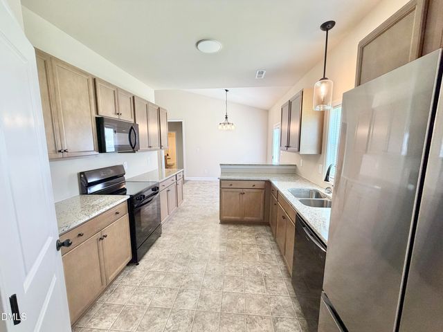 404 S Eastwood Drive, Benson, NC 27504