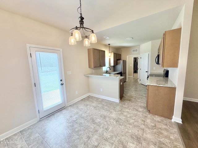 404 S Eastwood Drive, Benson, NC 27504