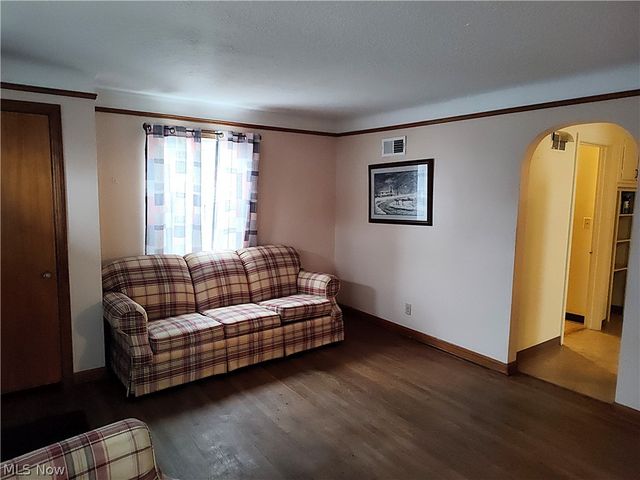 2124 E 40th Street, Ashtabula, OH 44004