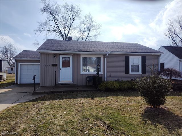 2124 E 40th Street, Ashtabula, OH 44004