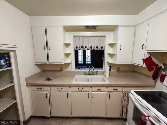 2124 E 40th Street, Ashtabula, OH 44004