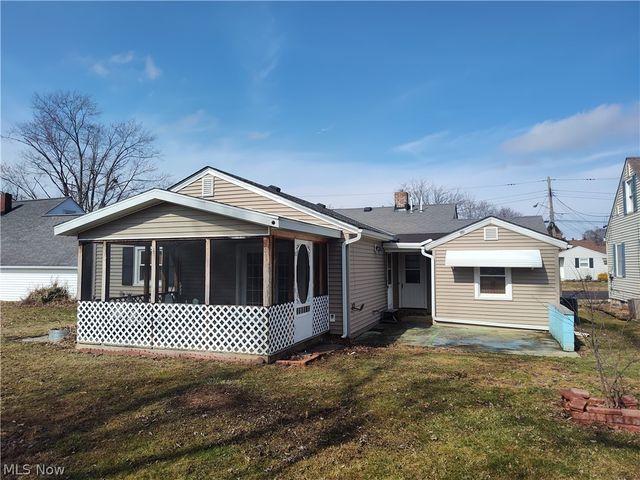 2124 E 40th Street, Ashtabula, OH 44004