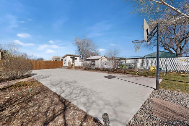 4416 San Isidro Street NW, Albuquerque, NM 87107